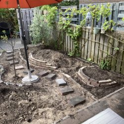 ontwikkeling volledig terras naar deels tuin